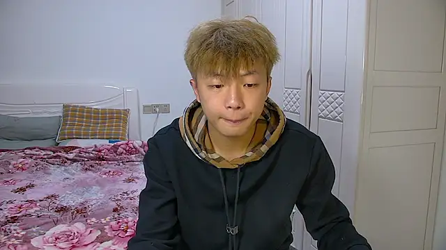 Chocolates-001 online show from 5, 2, 2026