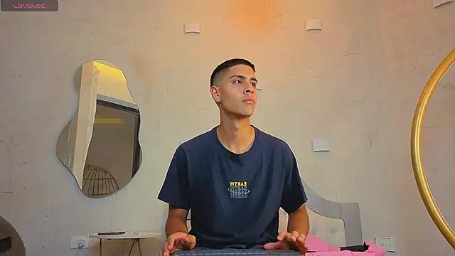 bastian and samantha online show from 17, 4, 2026