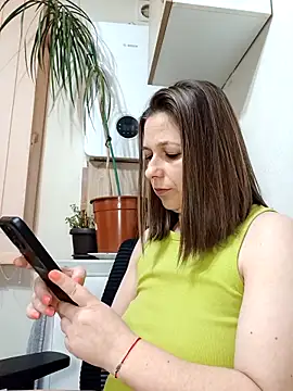 AdaJoy online show from 3, 2, 2026