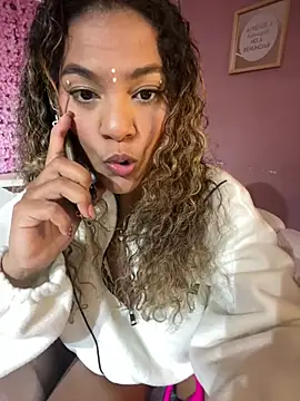 Snapshot of AngelPinkk_ chatting on 8, 7, 2026 AngelPinkk online show from 8, 7, 2026