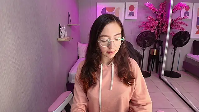 Veronica miiller online show from 14, 4, 2026