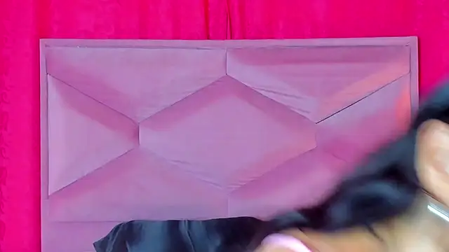 LilibetWeber online show from 4, 2, 2026