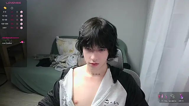 Snapshot of LeonBoykisser chatting on 16, 2, 2026 LeonBoykisser online show from 16, 2, 2026