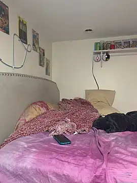 Snapshot of danikaFendyr chatting on 7, 4, 2026 danikaFendyr online show from 7, 4, 2026