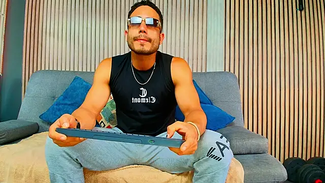 Vans Ross online show from 27, 3, 2026