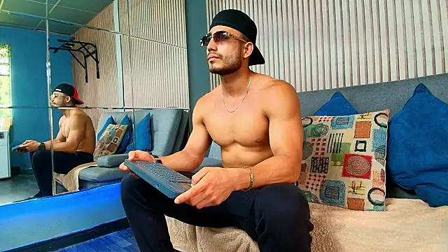 Vans Ross online show from 31, 3, 2026