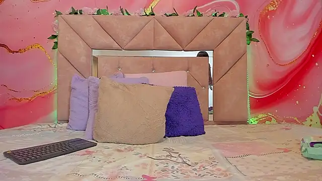 sweet  luna   online show from 27, 2, 2026