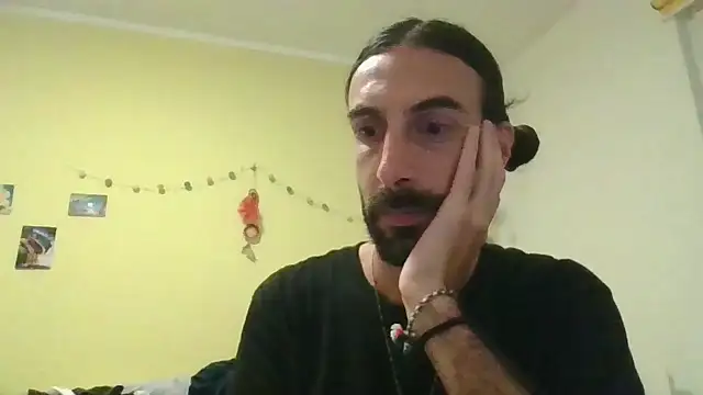 Snapshot of aircum99 chatting on 4, 6, 2026 aircum99 online show from 4, 6, 2026