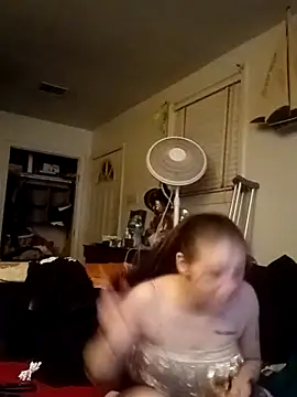 LadySn0w26 online show from 3, 2, 2026