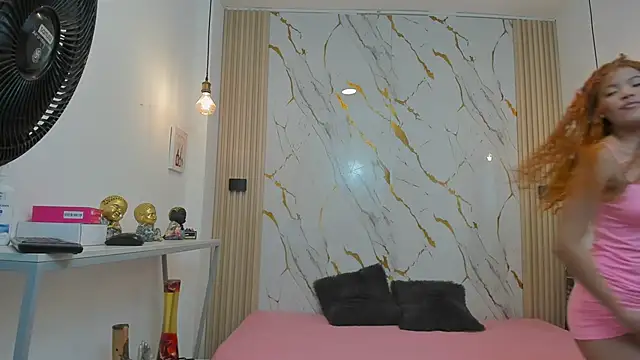 Zoey Taylor07 online show from 6, 4, 2026