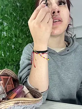 elodie rouge online show from 17, 3, 2026