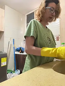 RavenEllieUniverse online show from 12, 2, 2026