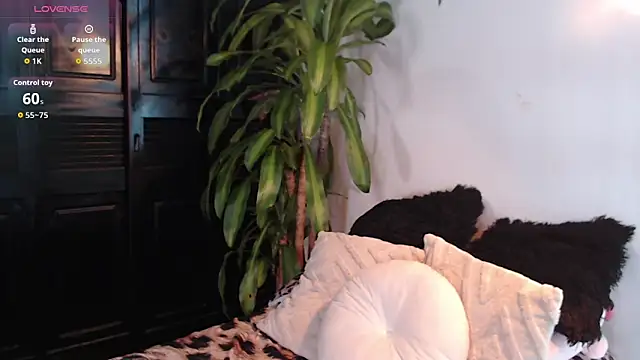 Mia Volkova  online show from 25, 5, 2026