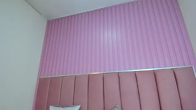 Snapshot of Zoehoney_hl chatting on 26, 2, 2026 Zoehoney hl online show from 26, 2, 2026