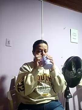 RossyAlvarez online show from 8, 4, 2026