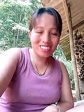 Gummiesu online show from 11, 4, 2026