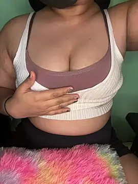Snapshot of Praachiiii chatting on 24, 3, 2026 Praachiiii online show from 24, 3, 2026