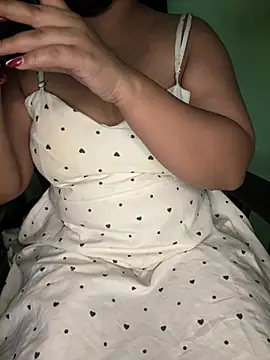 Snapshot of Praachiiii chatting on 22, 4, 2026 Praachiiii online show from 22, 4, 2026