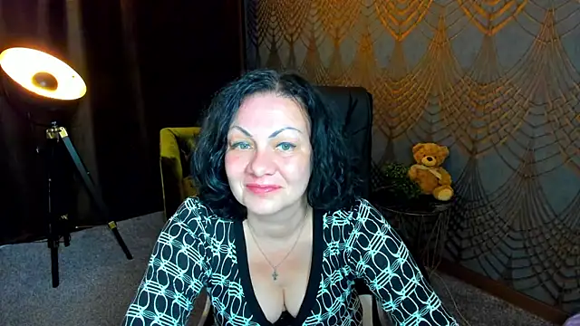 Snapshot of IrissMoon chatting on 11, 6, 2026 IrissMoon online show from 11, 6, 2026