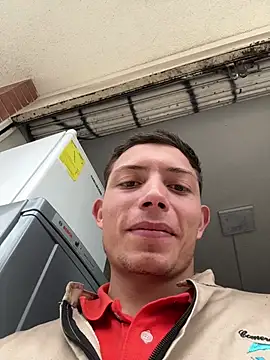 santiObrero online show from 24, 6, 2026