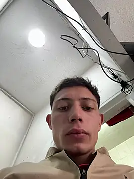 santiObrero online show from 10, 7, 2026