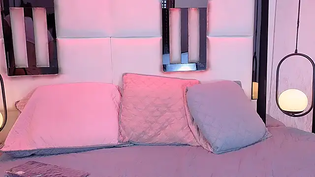 JuneCollins online show from 27, 2, 2026