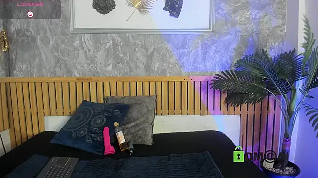 Marilyndackaria  online show from 5, 2, 2026