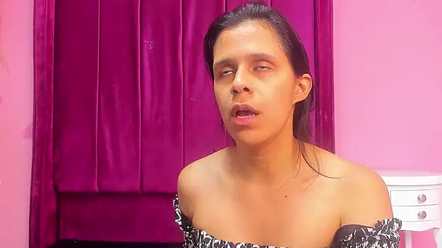 mitzukywinteer online show from 10, 4, 2026