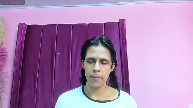 mitzukywinteer online show from 16, 4, 2026