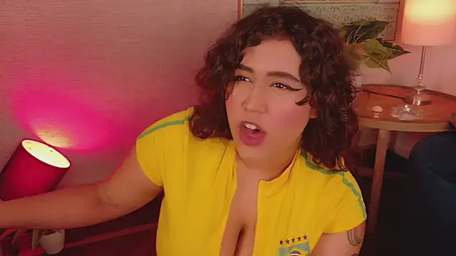 Maya house online show from 28, 2, 2026