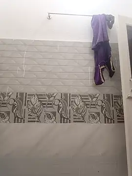 Hot-Tinaa online show from 30, 3, 2026