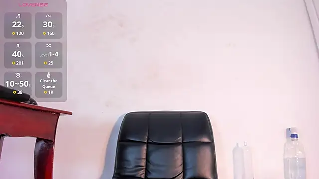 naughtylizeth  online show from 7, 4, 2026
