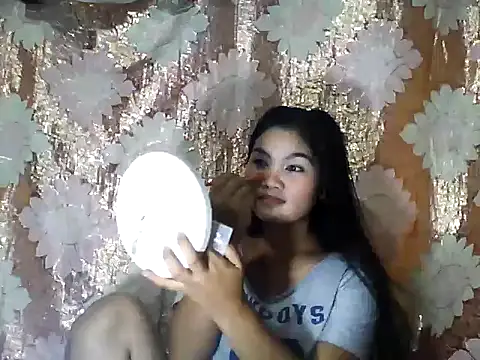 PinaySkinnyJust18 online show from 7, 3, 2026