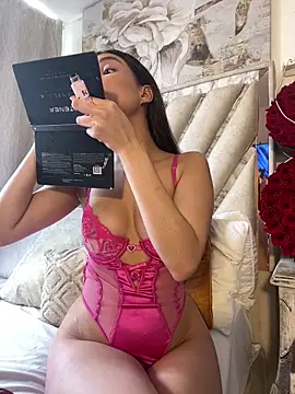 Amaliarand online show from 10, 4, 2026