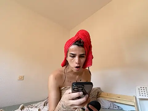 Lily WellGifted online show from 17, 5, 2026