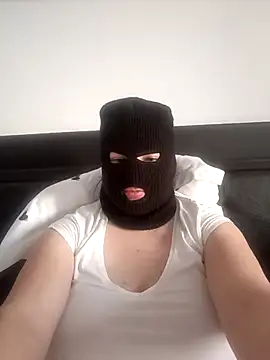 floribigbobs97 online show from 18, 1, 2026