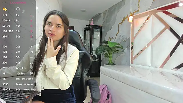 Qetsyah tf online show from 15, 4, 2026