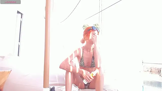 KikkoLee online show from 26, 6, 2026