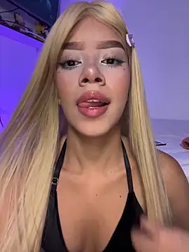 BellaMoon  online show from 18, 3, 2026