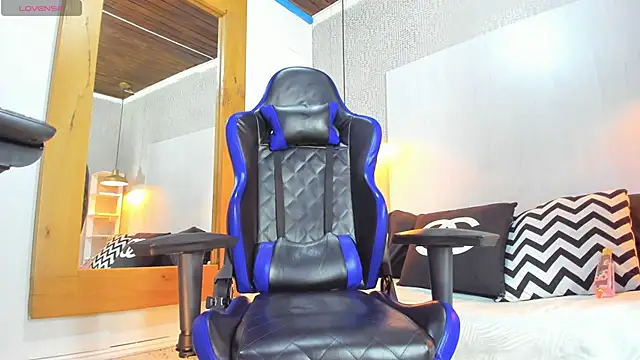 Dusan Grey77 online show from 24, 2, 2026