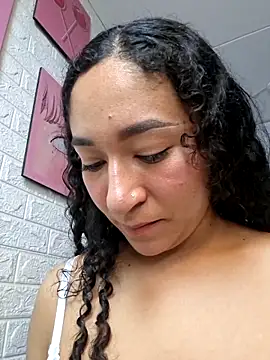 Snapshot of Dany_Moon_ chatting on 24, 2, 2026 Dany Moon online show from 24, 2, 2026