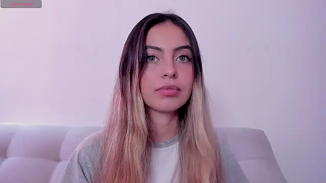 Fernanda aaaa online show from 16, 6, 2026