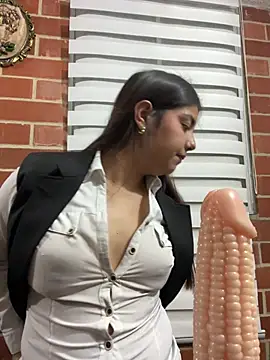 A-uroora online show from 15, 3, 2026