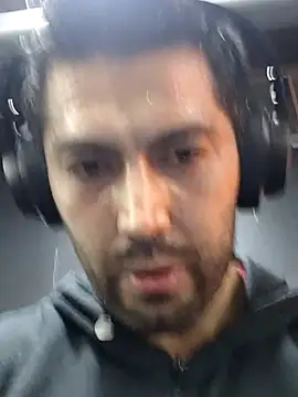 Snapshot of michell_veryhot chatting on 3, 2, 2026 michell veryhot online show from 3, 2, 2026