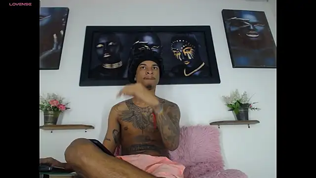 Tatoo Noah online show from 12, 4, 2026