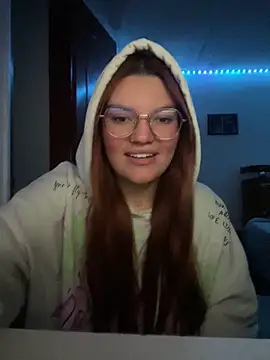 Snapshot of Vixroy7 chatting on 7, 2, 2026 Vixroy7 online show from 7, 2, 2026