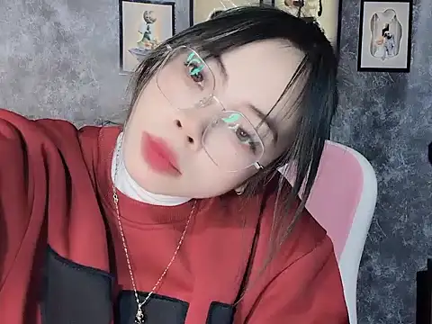 Suki 99 online show from 25, 2, 2026