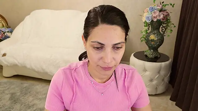 Snapshot of LovelyBeatrice chatting on 8, 2, 2026 LovelyBeatrice online show from 8, 2, 2026