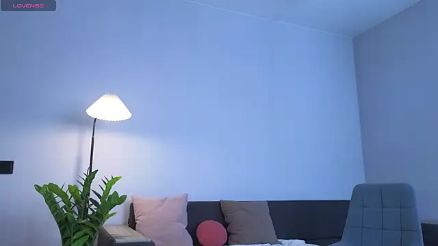 MillaKowal online show from 28, 2, 2026