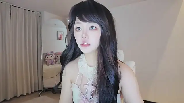 Snapshot of Jolie-22 chatting on 4, 5, 2026 Jolie-22 online show from 4, 5, 2026